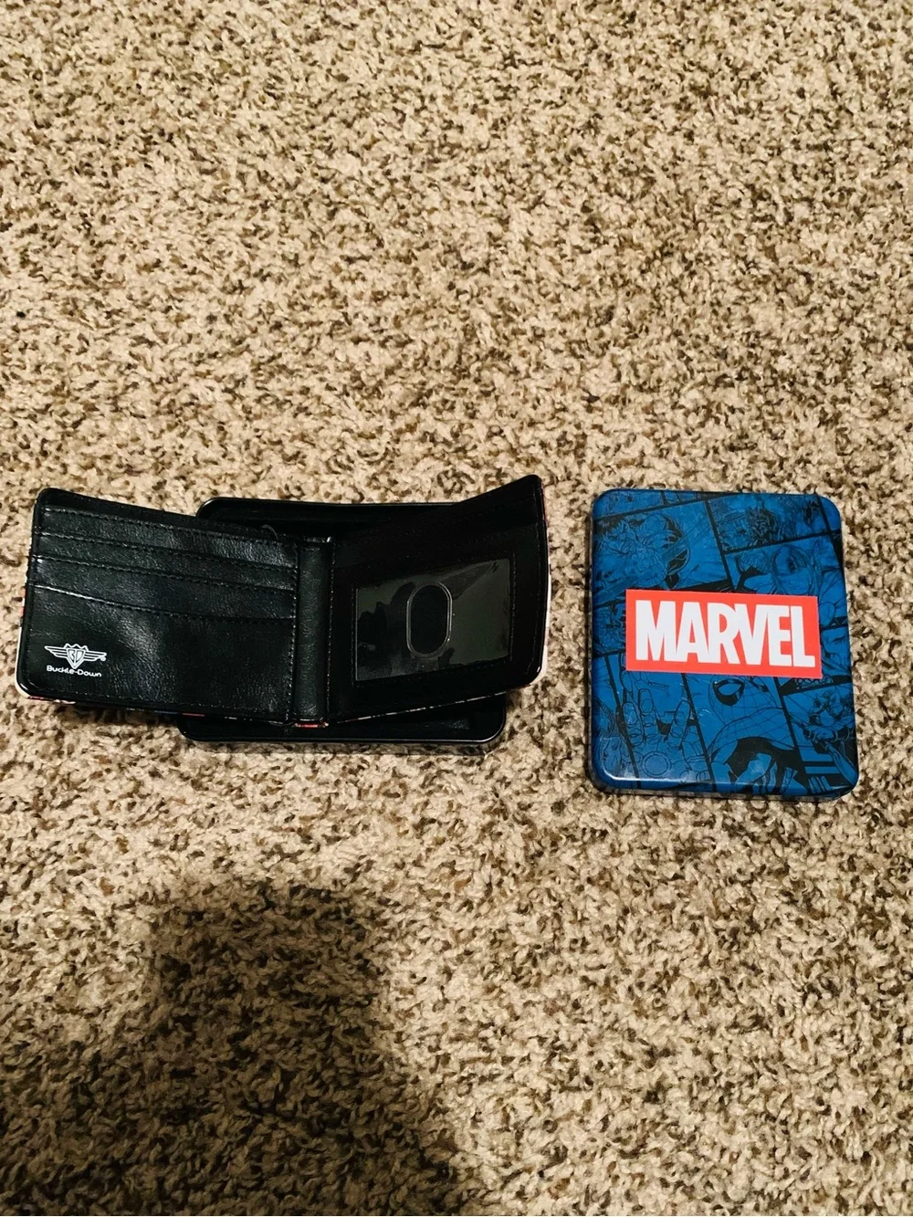 Marvel Hero’s Wallet with Comic Theme (Spider-man,Hulk,Captain America, Etc. NWT